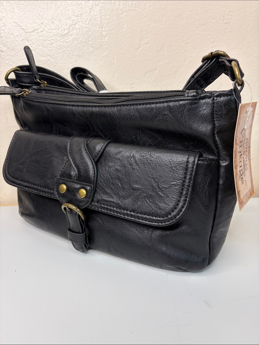 Bueno black crossbody bag